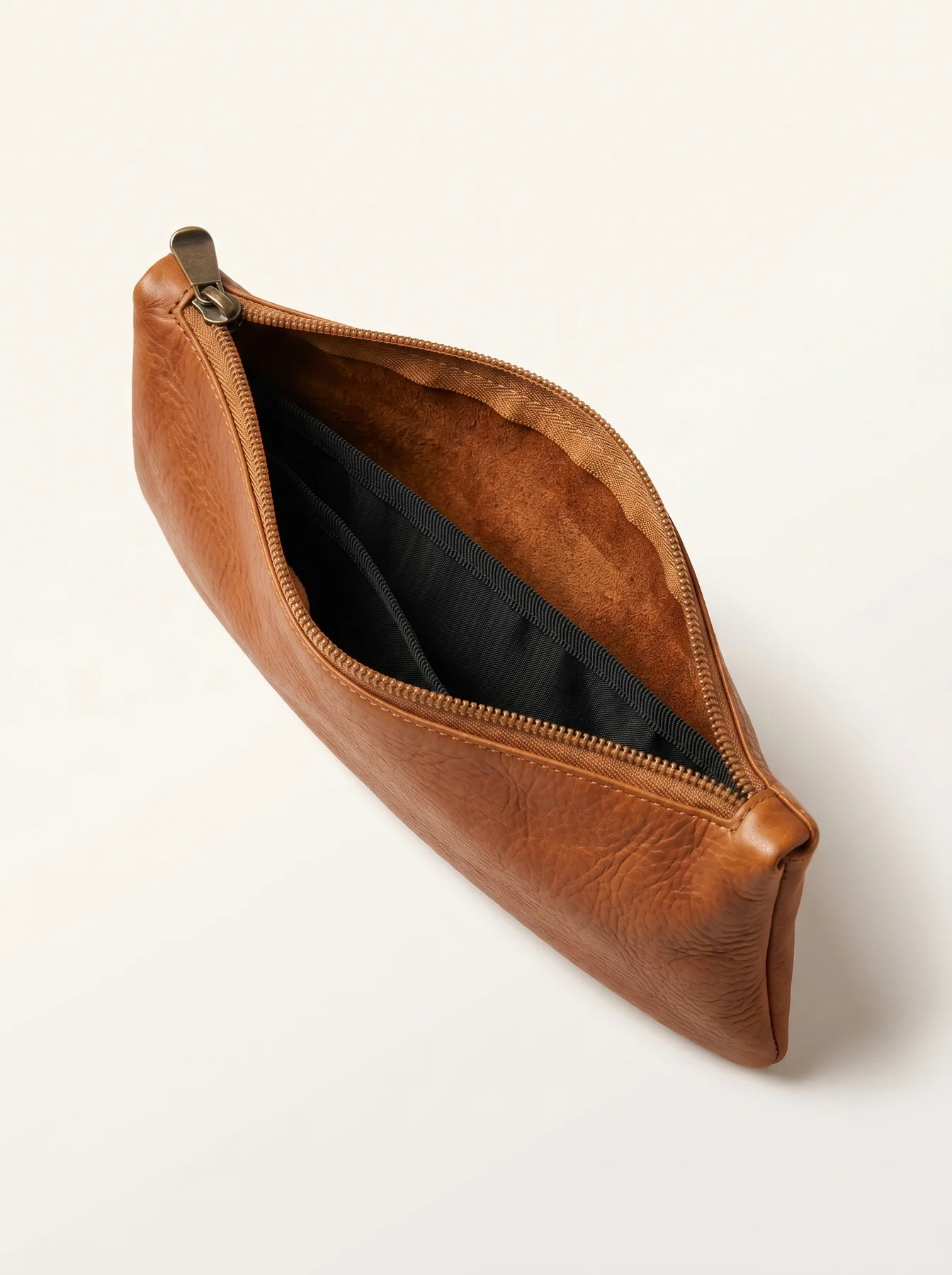 MORAES Everyday Golf Glove Case — open with three compartments