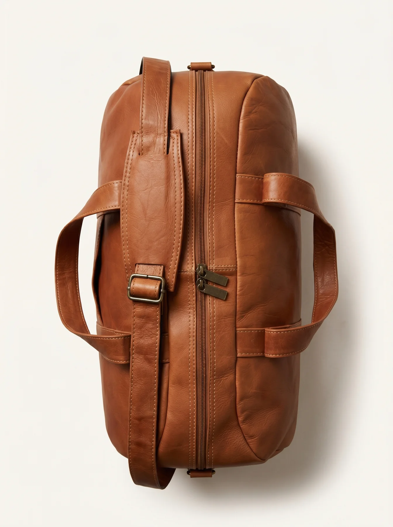 MORAES Leather Travel Duffle — structural detail